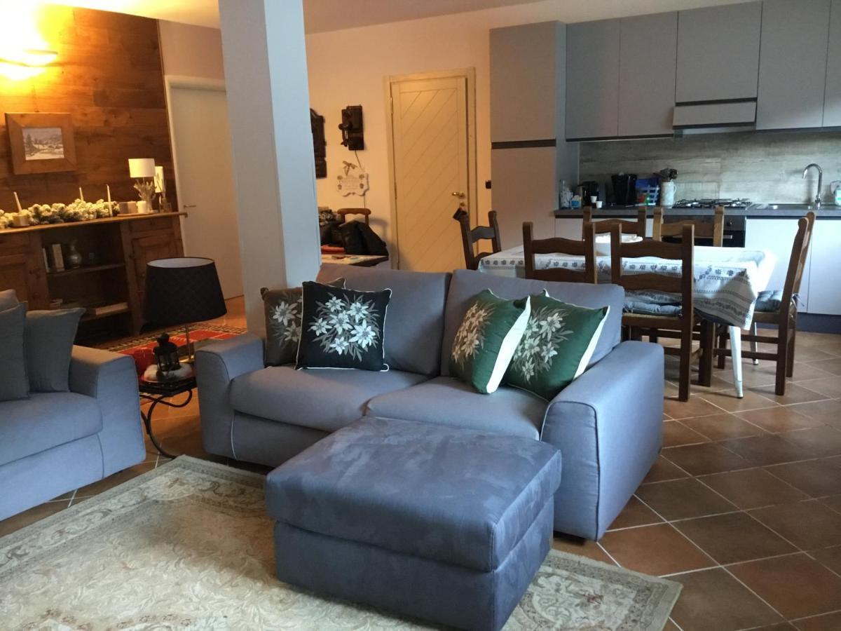 Appartamento Ottoz Aosta Buitenkant foto