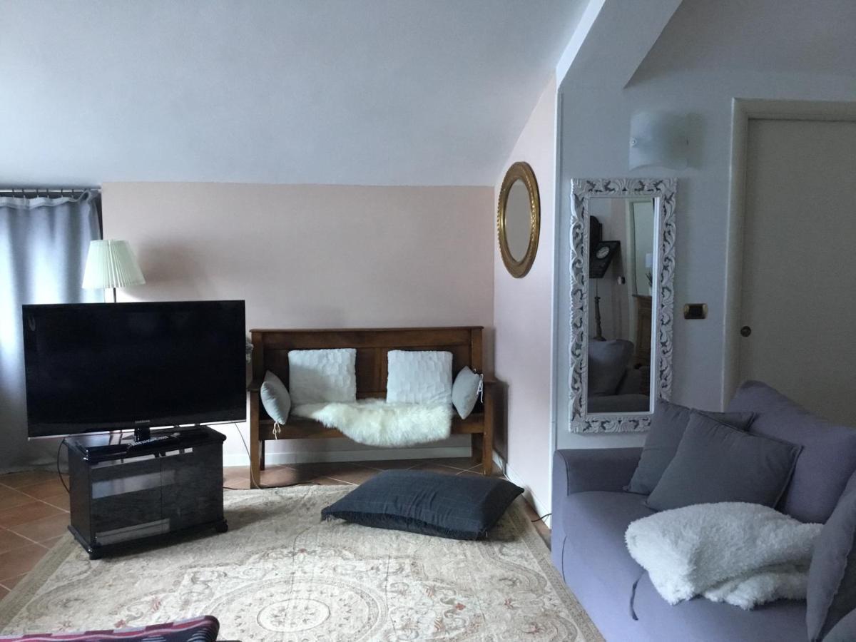 Appartamento Ottoz Aosta Buitenkant foto